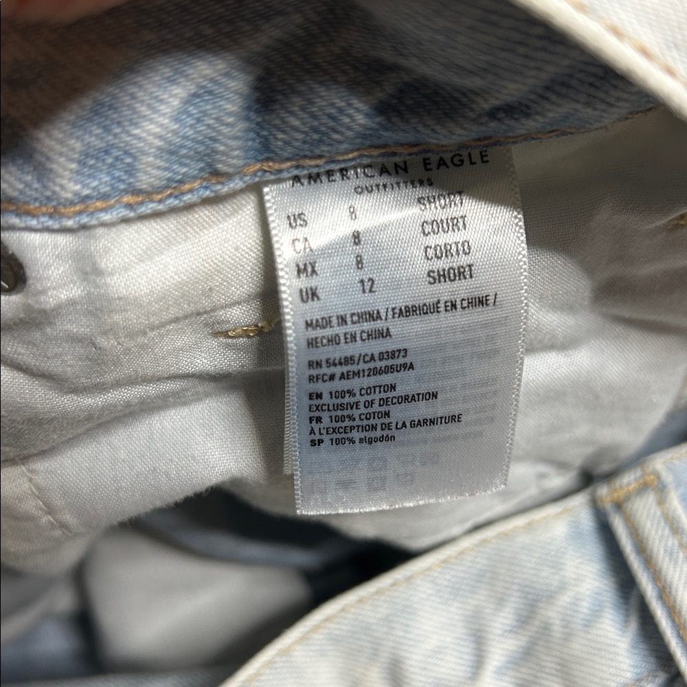 American Eagle Outfitters Light Blue Mom Jeans 8 SHORT - Picture 7 of 7